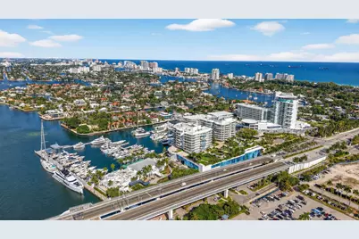 1940 Harbourview Drive, Fort Lauderdale, FL 33316 - Photo 4