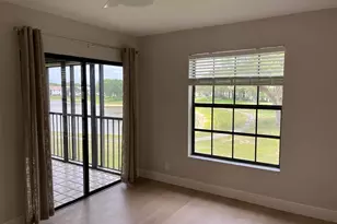 315 Palmwood Pl, Boca Raton, FL 33431 - Photo 12
