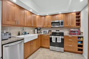 3960 Oaks Clubhouse, Pompano Beach, FL 33069 - Photo 4