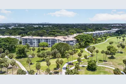 3960 Oaks Clubhouse #110, Pompano Beach, FL 33069 - Photo 46