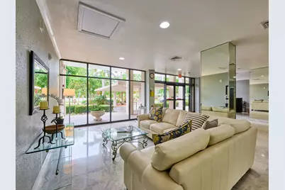 2425 Presidential Way #1405, West Palm Beach, FL 33401 - Photo 36