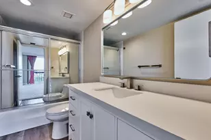 2425 Presidential Way, West Palm Beach, FL 33401 - Photo 6