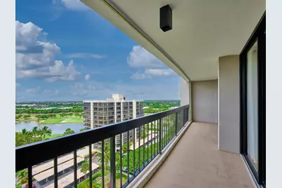 2425 Presidential Way #1405, West Palm Beach, FL 33401 - Photo 22