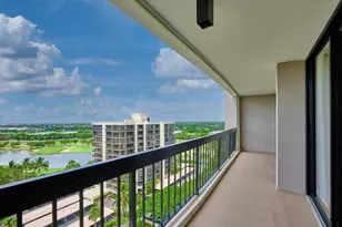 2425 Presidential Way, West Palm Beach, FL 33401 - Photo 22