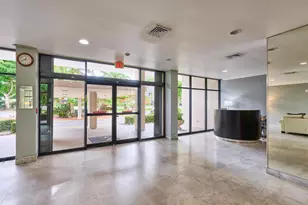 2425 Presidential Way, West Palm Beach, FL 33401 - Photo 34