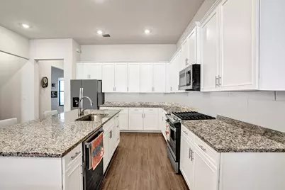 8336 W Blue Spring Drive, Parkland, FL 33067 - Photo 12