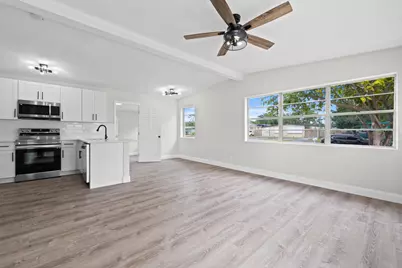 2415 Lewis, West Palm Beach, FL 33415 - Photo 4