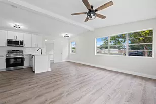2415 Lewis, West Palm Beach, FL 33415 - Photo 4