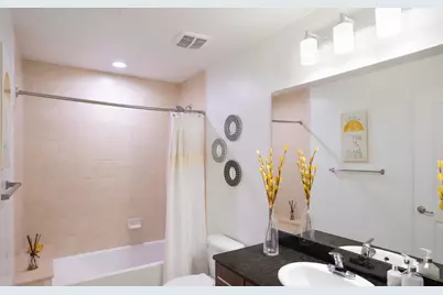 1517 Cameron Samuel Lane, West Palm Beach, FL 33401 - Photo 8