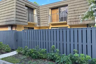 910 9th Way, West Palm Beach, FL 33407 - Photo 1