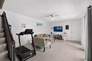 1519 15th Terrace, Palm Beach Gardens, FL 33418 - Photo 2