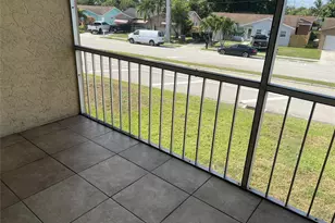 9272 SW 3rd St, Boca Raton, FL 33428 - Photo 8