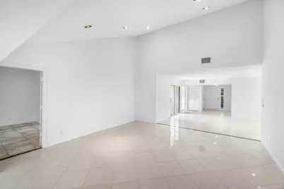 5635 Kiowa Circle, Boynton Beach, FL 33437 - Photo 18