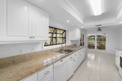 5635 Kiowa Circle, Boynton Beach, FL 33437 - Photo 8