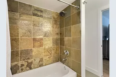 3017 N Oakland Forest Drive #308, Oakland Park, FL 33309 - Photo 4
