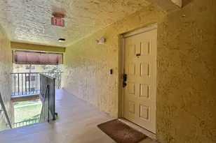 3017 N Oakland Forest Dr, Oakland Park, FL 33309 - Photo 24