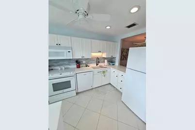 1225 Carlton Court #202, Fort Pierce, FL 34949 - Photo 12