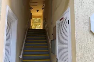 320 SE 10th Ave, Pompano Beach, FL 33060 - Photo 2