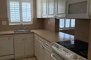 320 SE 10th St, Pompano Beach, FL 33060 - Photo 4