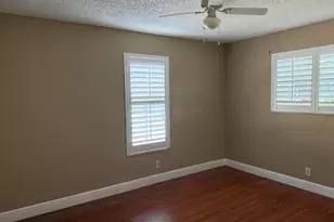 320 SE 10th St, Pompano Beach, FL 33060 - Photo 8