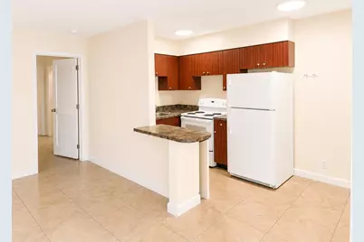 824 NE 16th Street #828, Fort Lauderdale, FL 33304 - Photo 2