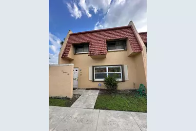 102 Pleasant Hill Lane, Tamarac, FL 33319 - Photo 16