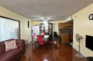 102 Pleasant Hill Ln, Tamarac, FL 33319 - Photo 14