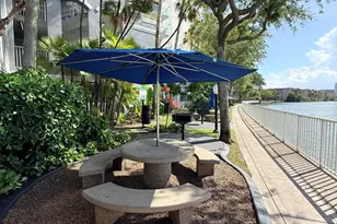 5077 NW 7th St, Miami, FL 33126 - Photo 30