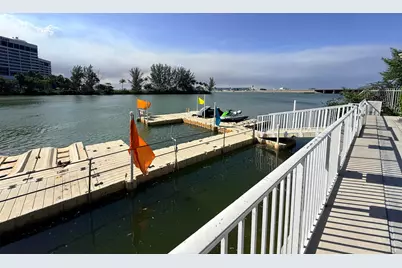 5077 NW 7th Street #914, Miami, FL 33126 - Photo 32