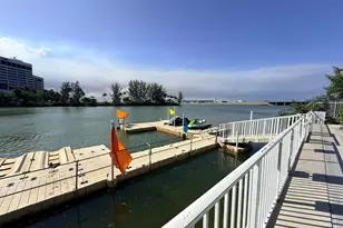 5077 NW 7th St, Miami, FL 33126 - Photo 32