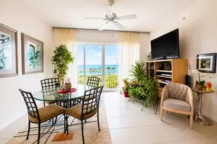 26 Harbour Isle Dr W, Fort Pierce, FL 34949 - Photo 2