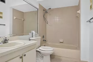 9095 Flynn Cir, Boca Raton, FL 33496 - Photo 30