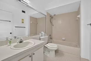 9095 Flynn Cir, Boca Raton, FL 33496 - Photo 30