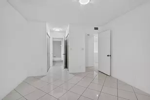 9095 Flynn Cir, Boca Raton, FL 33496 - Photo 28