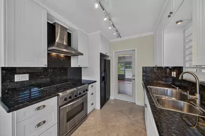 1325 Guava Isle, Fort Lauderdale, FL 33315 - Photo 14