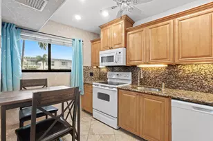 3605 S Ocean Blvd, South Palm Beach, FL 33480 - Photo 4