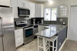 1528 NE 32nd St, Oakland Park, FL 33334 - Photo 4
