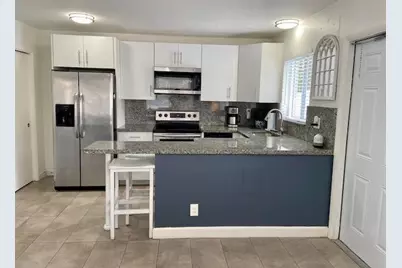 1528 NE 32nd Street #1, Oakland Park, FL 33334 - Photo 6