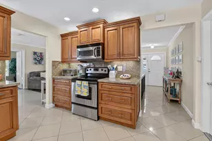 1345 SW 28th Ave, Deerfield Beach, FL 33442 - Photo 10