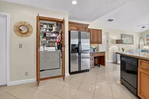 1345 SW 28th Ave, Deerfield Beach, FL 33442 - Photo 26