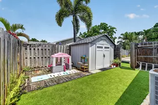 1345 SW 28th Ave, Deerfield Beach, FL 33442 - Photo 30