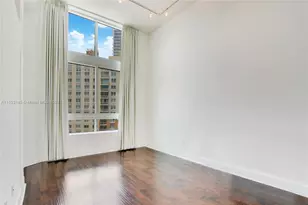 1900 N Bayshore Dr, Miami, FL 33132 - Photo 8