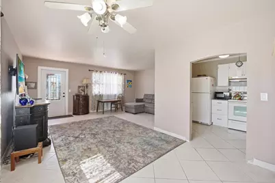 47 Saxony A, Delray Beach, FL 33446 - Photo 4