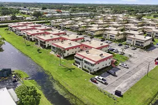 47 Saxony A, Delray Beach, FL 33446 - Photo 26