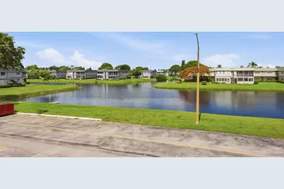 47 Saxony A, Delray Beach, FL 33446 - Photo 32