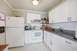 47 Saxony A, Delray Beach, FL 33446 - Photo 12