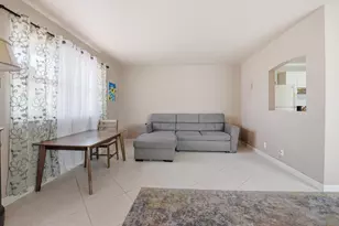 47 Saxony A, Delray Beach, FL 33446 - Photo 10