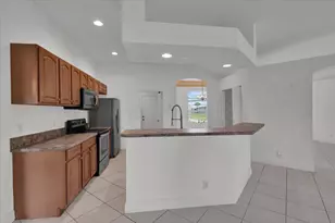 1250 SW Patricia Ave, Port Saint Lucie, FL 34953 - Photo 10