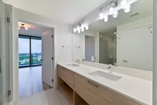16385 Biscayne Blvd, North Miami Beach, FL 33160 - Photo 24