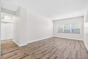 2555 NE 11th St, Fort Lauderdale, FL 33304 - Photo 6